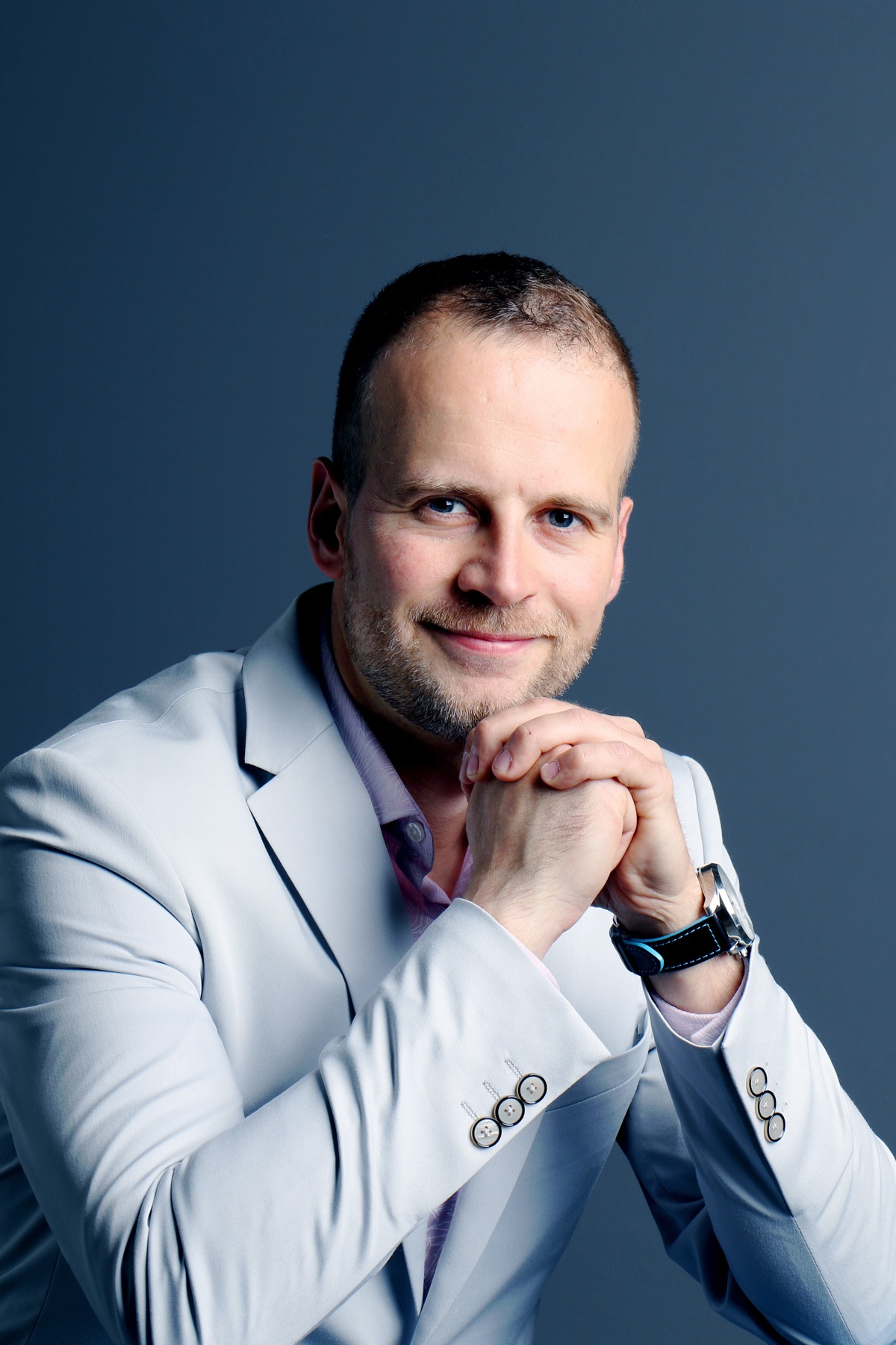 Milos Nakovski real estate broker portrait in Montreal