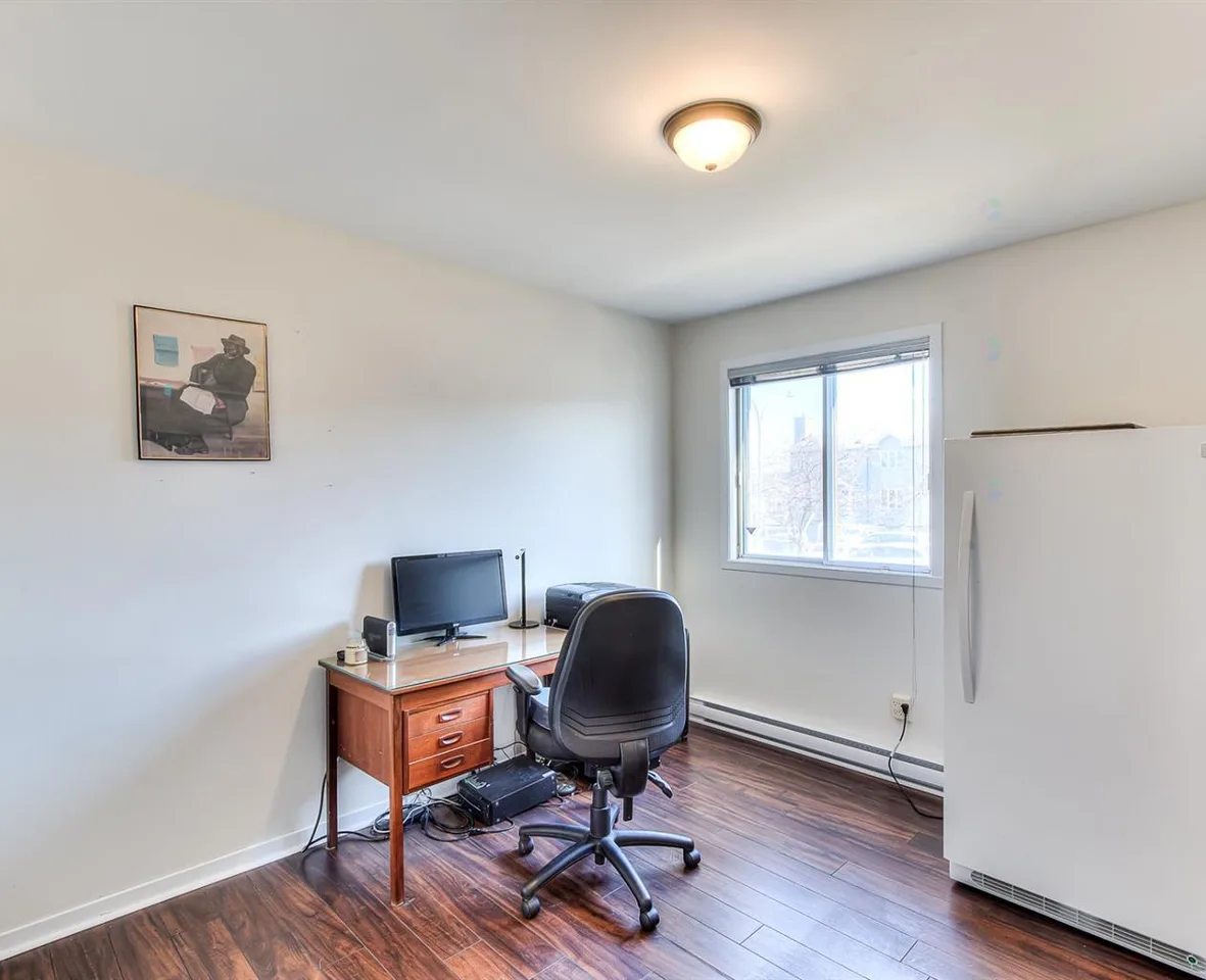 2190 Shevchenko Condo thumbnail 12