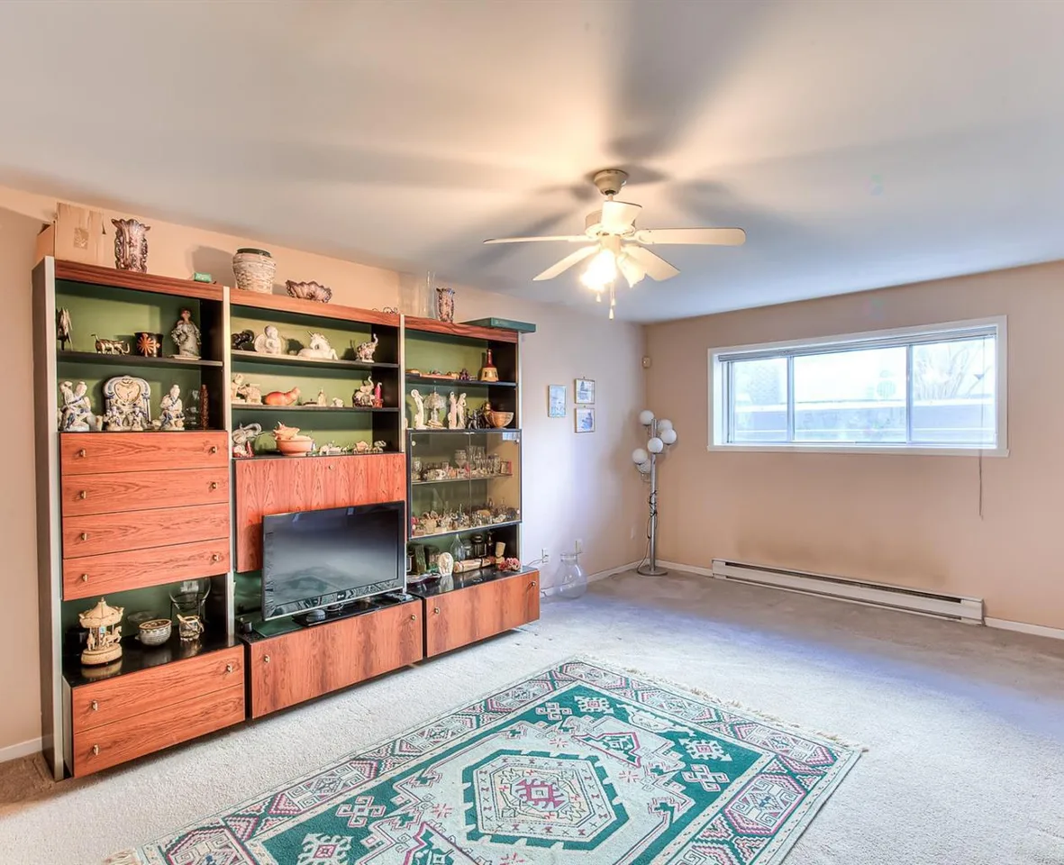 2190 Shevchenko Condo thumbnail 14