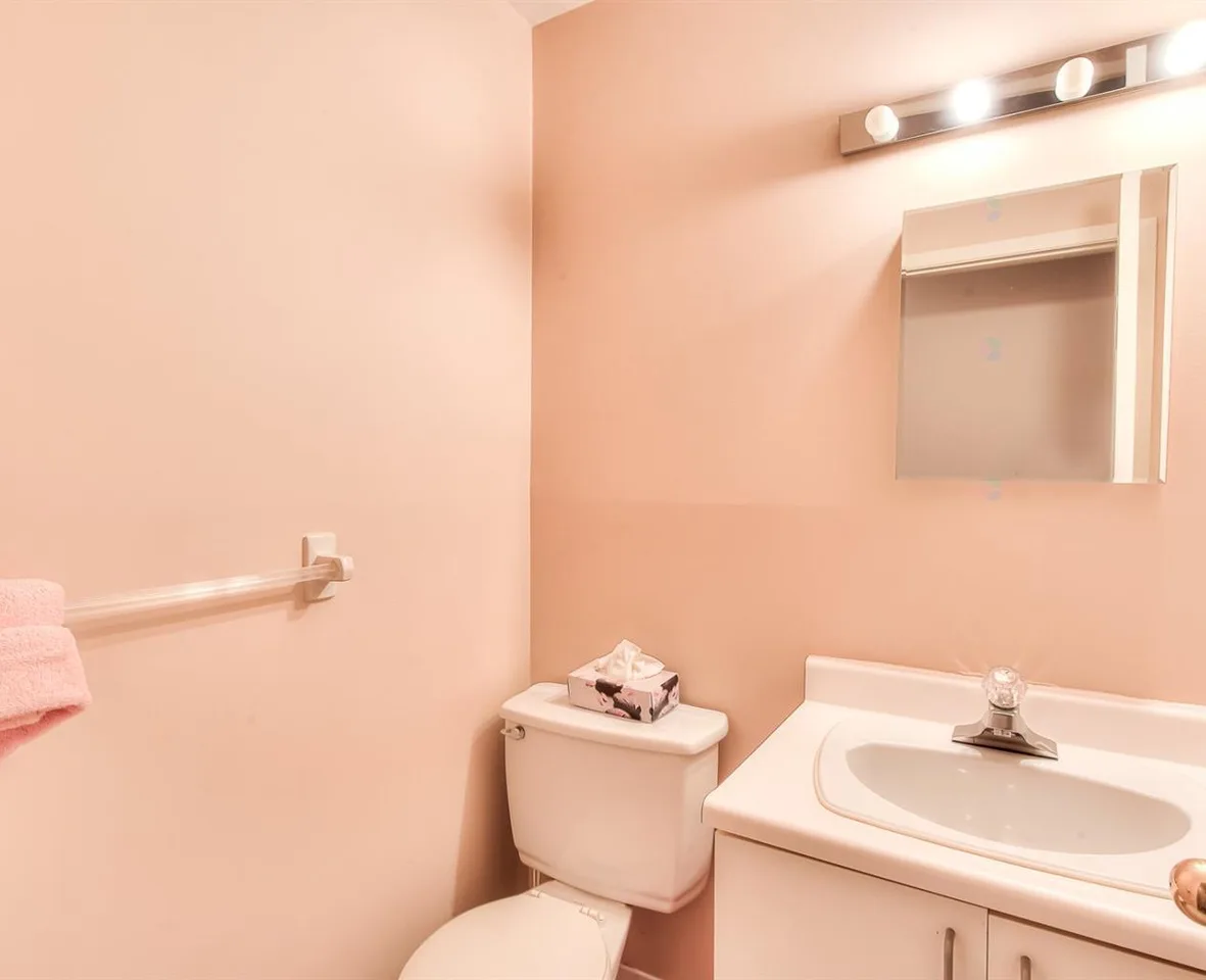 2190 Shevchenko Condo thumbnail 15