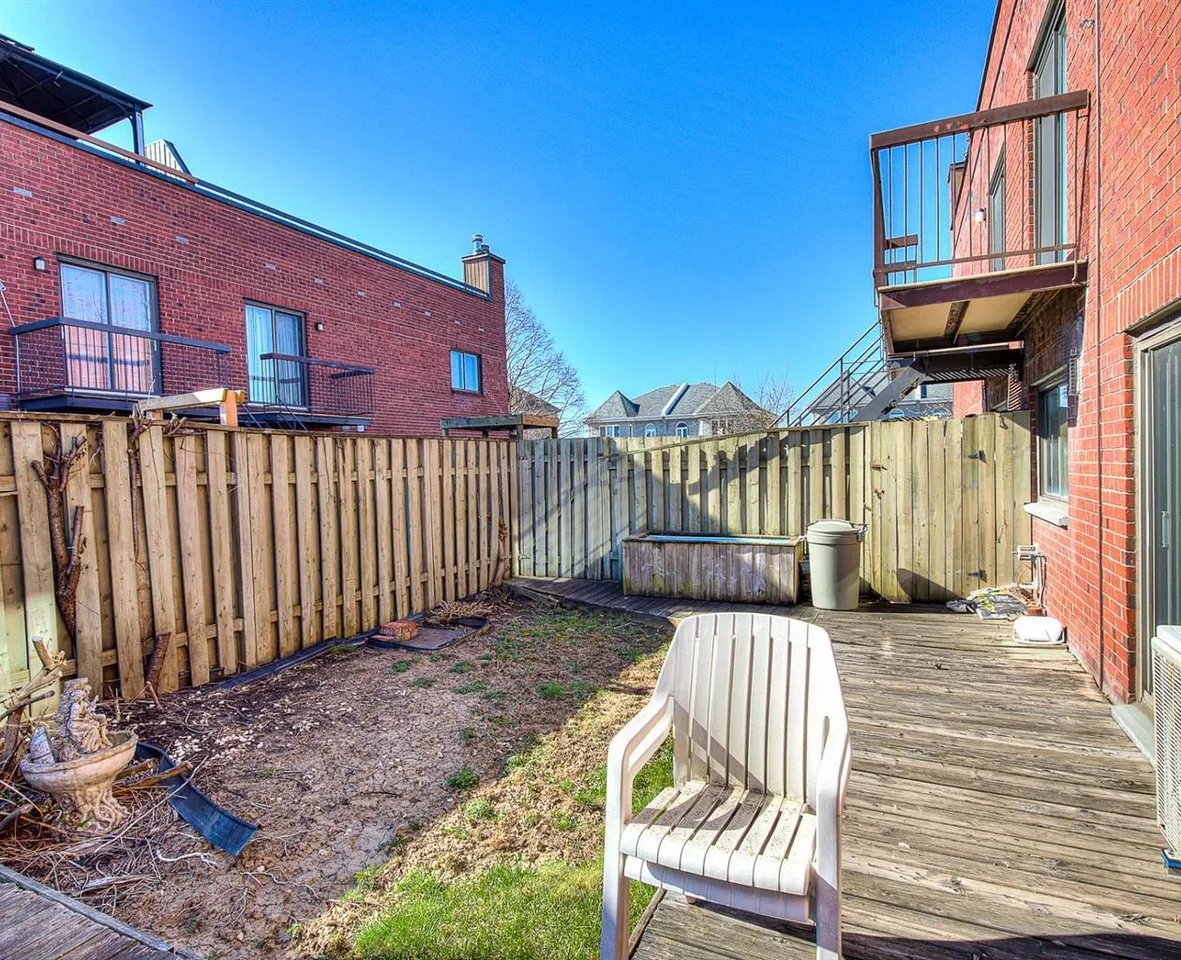 2190 Shevchenko Condo thumbnail 16