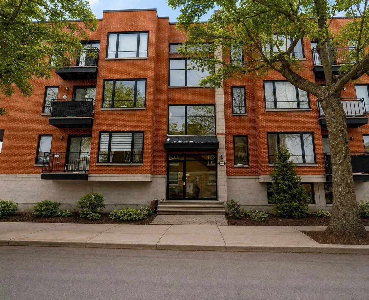 Hurteau Condo #202