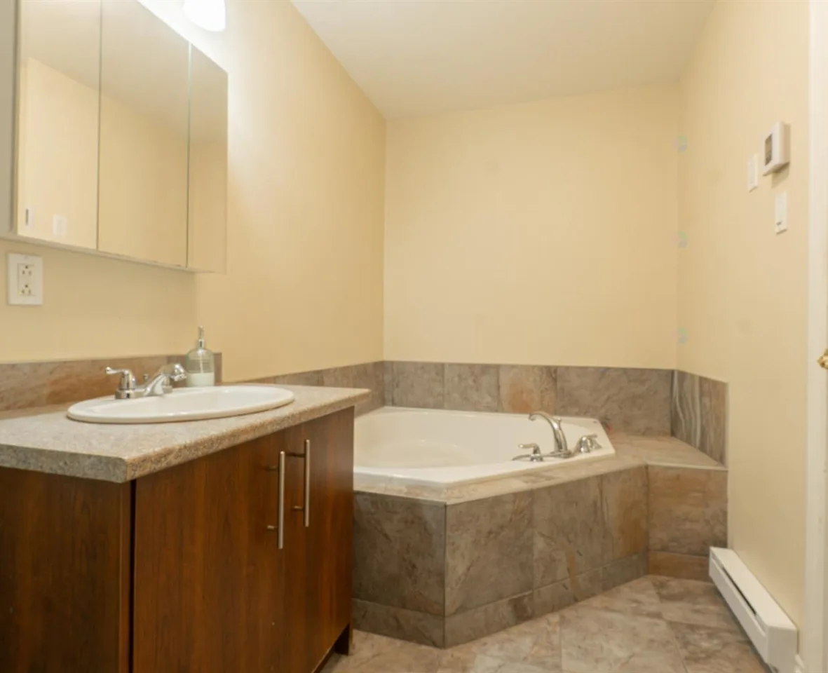 Hurteau Condo #202 thumbnail 12